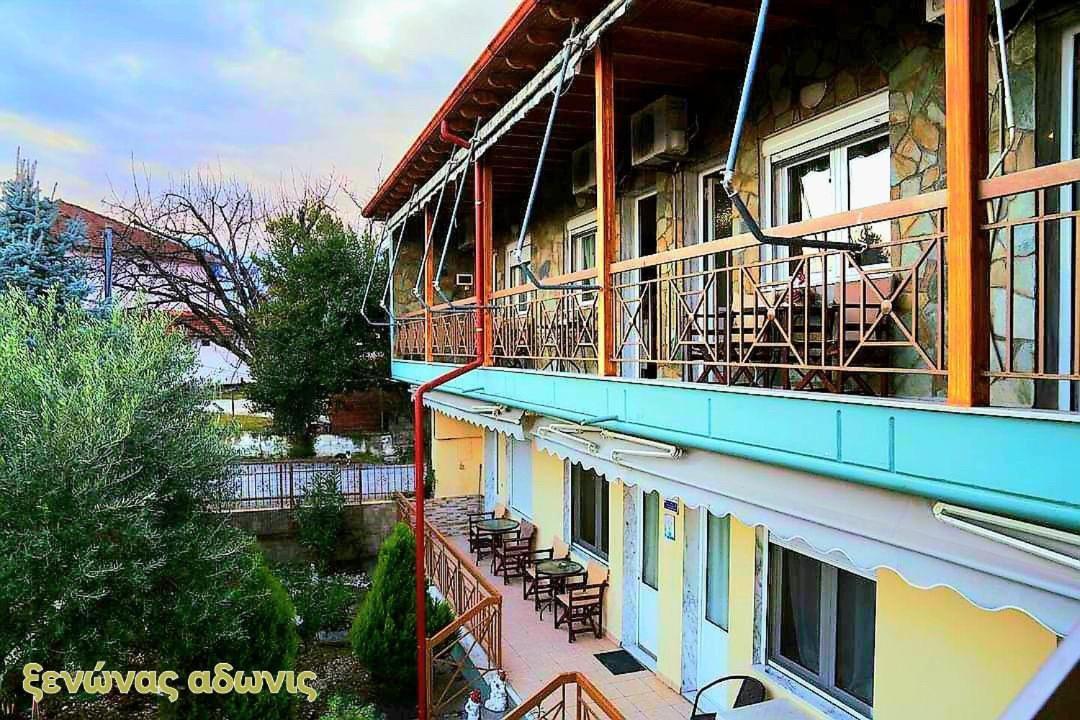 Guesthouse Adonis Loutraki (Pella) Exterior foto